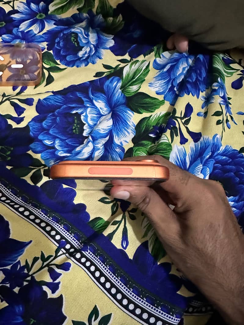 Apple iPhone 17 Pro Max 3