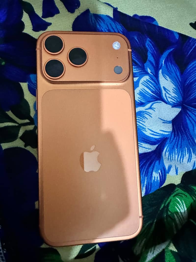 Apple iPhone 17 Pro Max 5