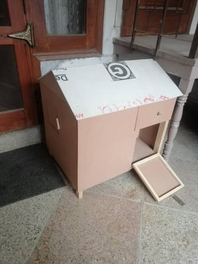 Dog/ Cat Outdoor House