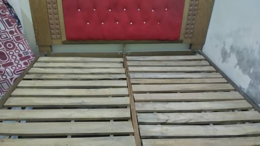 bed set or showcase for sale urgently