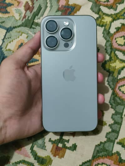 Apple iPhone 15 Pro