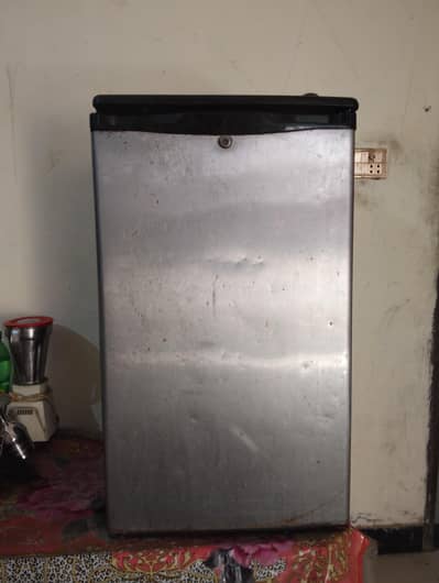 Refrigerator for sale