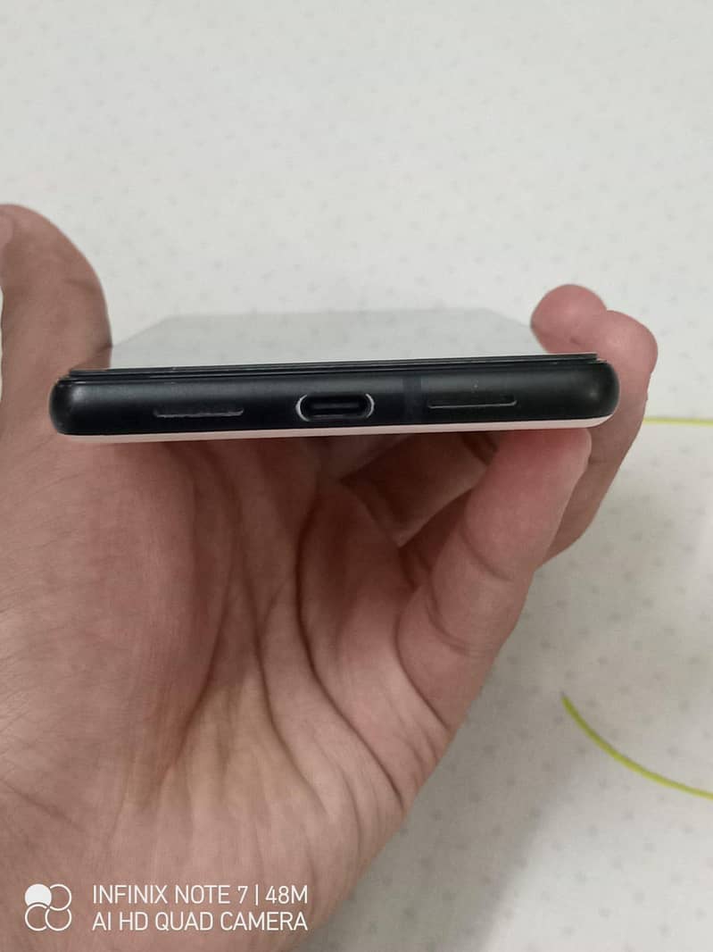 Google Pixel 6 5