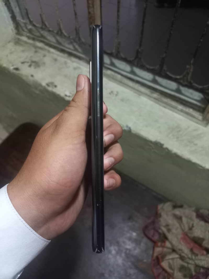One Plus 8 5g 4