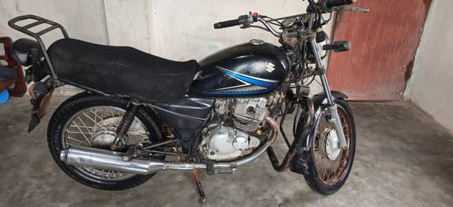 Suzuki GS 150