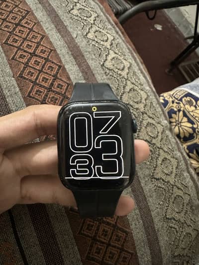 Apple Watch Series 7 45mm LTE variant