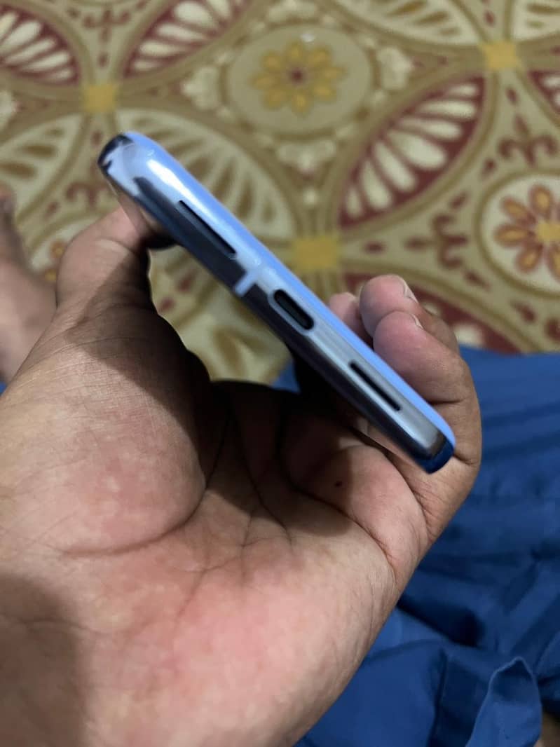 Google Pixel 8 Pro 4