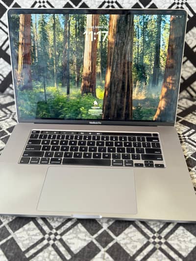 MacBook Pro 16" 2019 Core i7 16GB RAM 512GB SSD  Radeon Pro 5300M 4GB