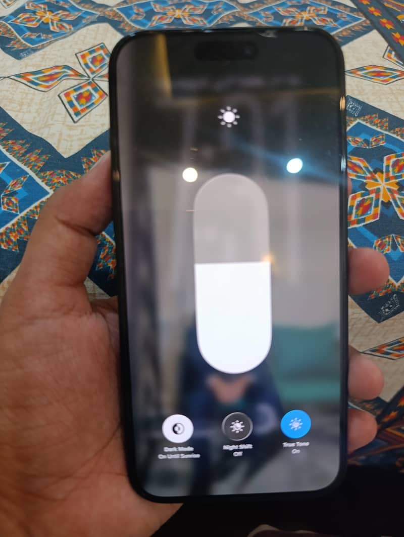 Apple iPhone 16 Plus 1