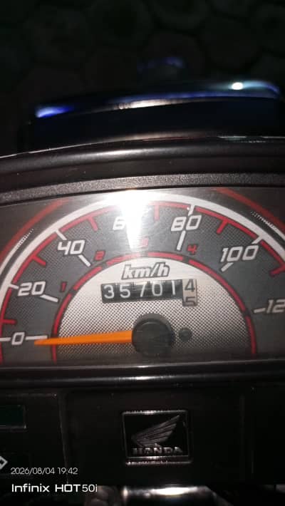 Honda cd 70cc 1 hand use bohat he ache condition me totally jenian he