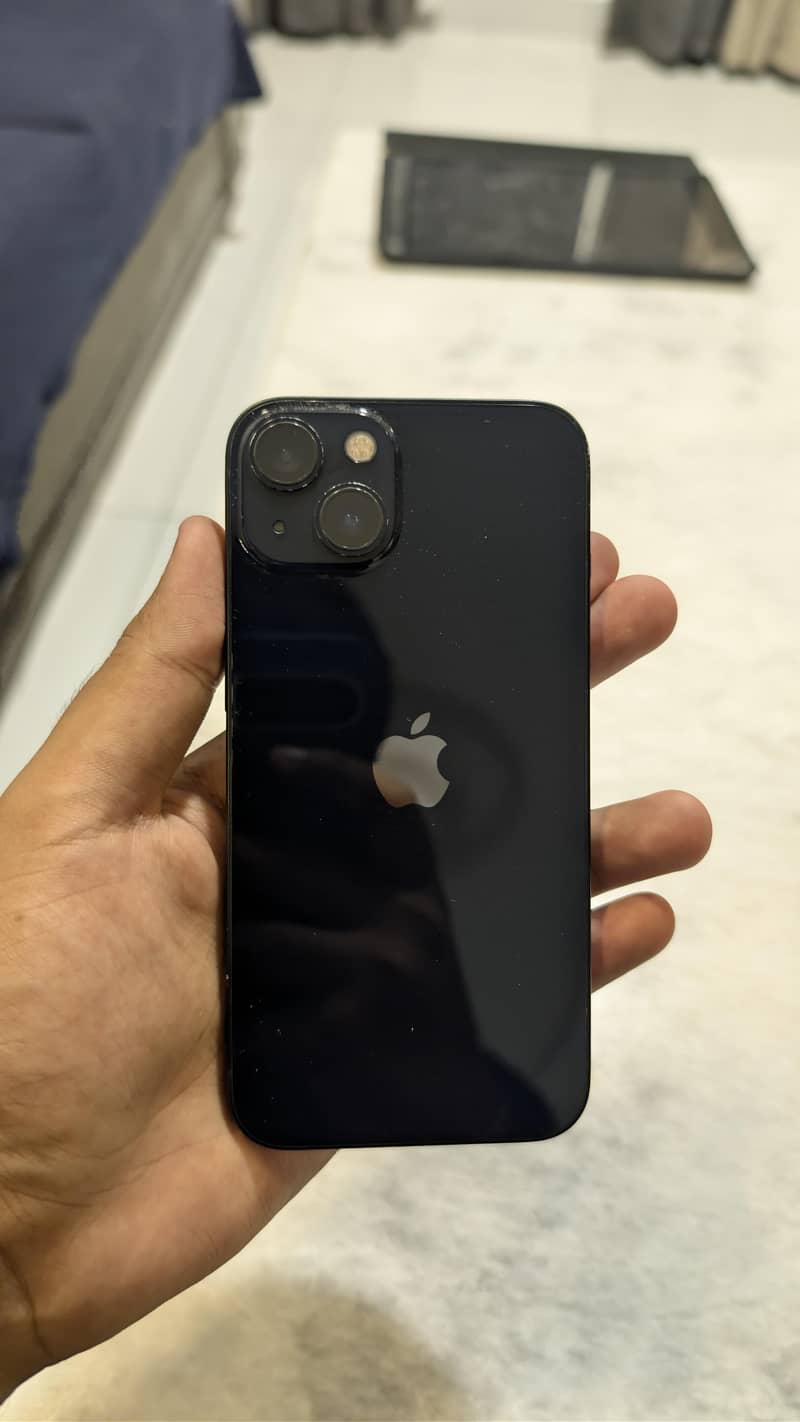 Apple iPhone 13 0