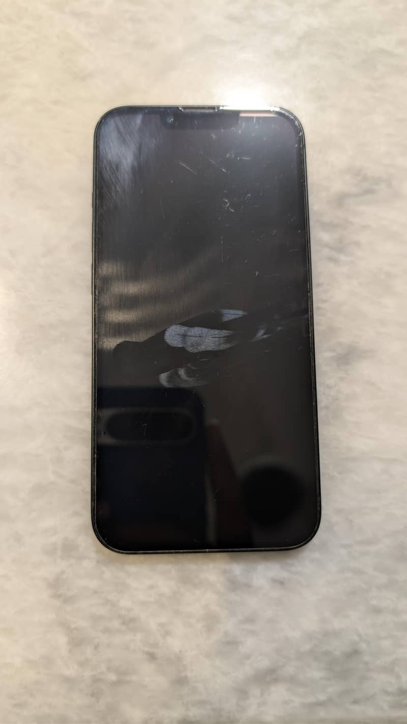 Apple iPhone 13 1