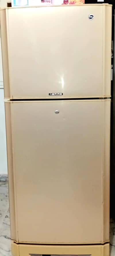 PEL Aspire Double Door Refrigerator – Excellent
