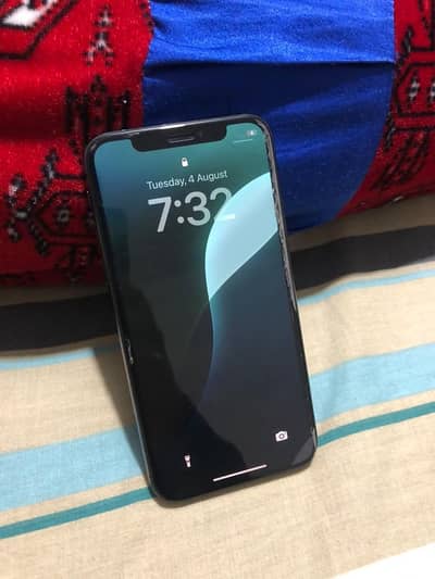 Apple iPhone XS