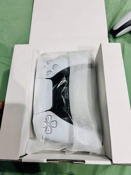 Playstation 5 Controller 2