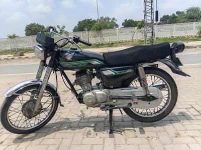 Honda 125 condition is good