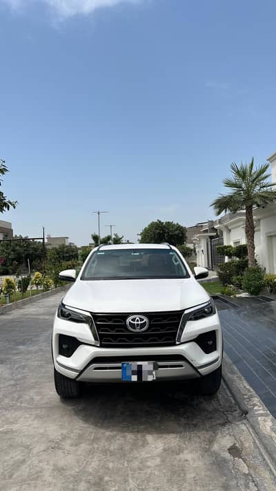 Toyota Fortuner 2.7 v B2B genuine