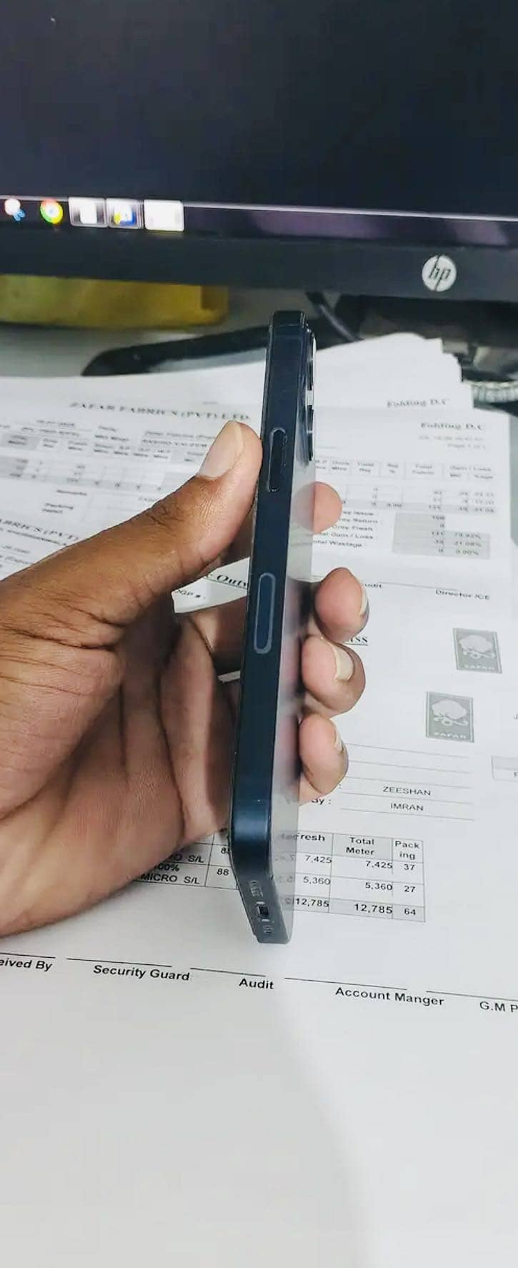 Apple iPhone 13 1