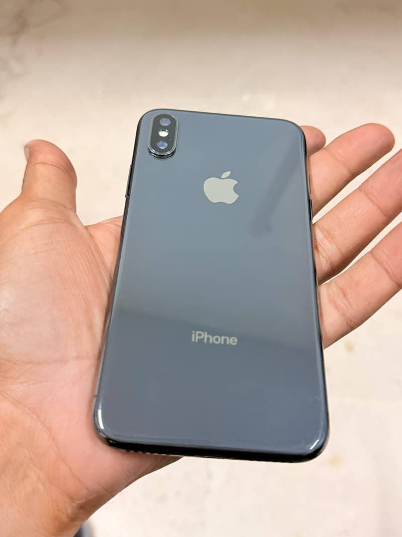 Apple iPhone X 6