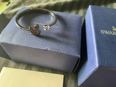 Swarovski Swan Crystal Bangle