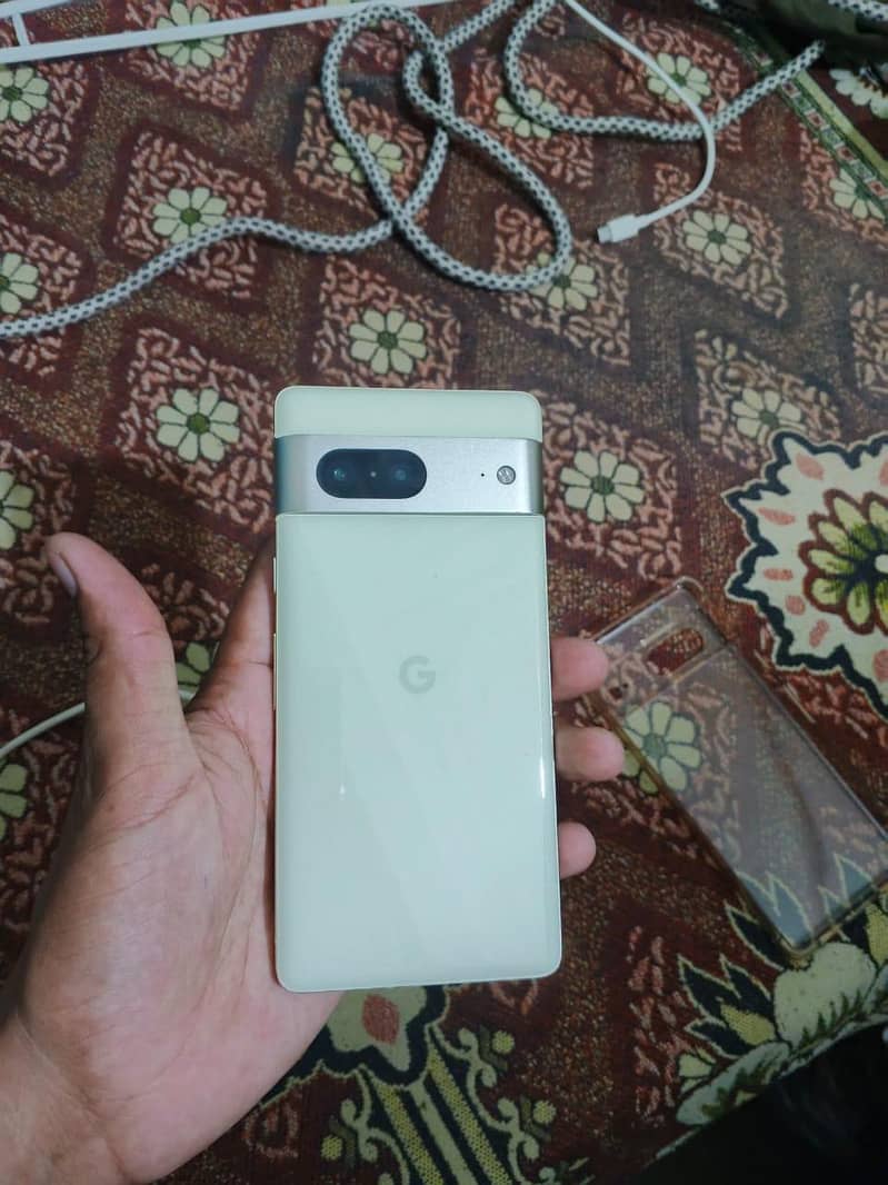 Google Pixel 7 2