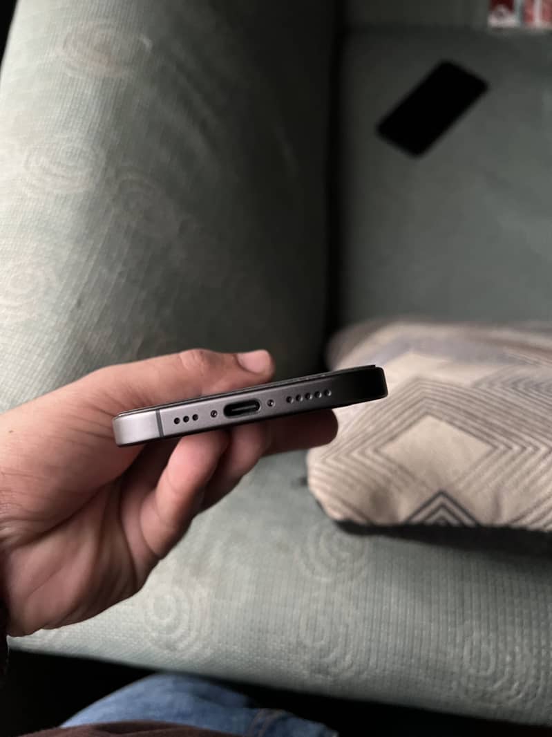Apple iPhone 17 2