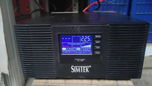 Simtek Pure sine wave inverter UPS