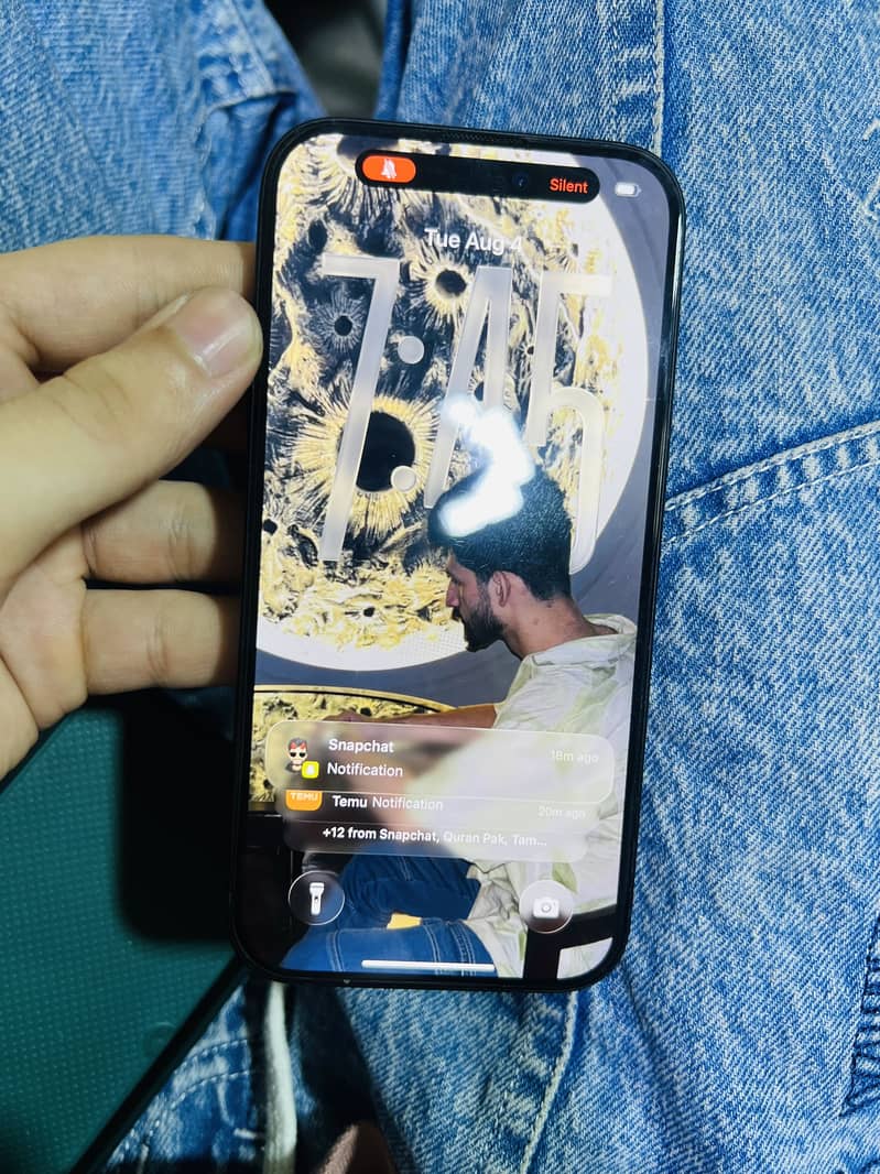 Apple iPhone 15 2