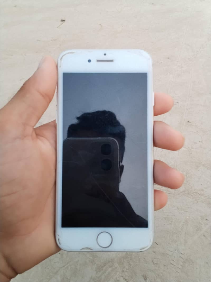 Apple iPhone 7 1