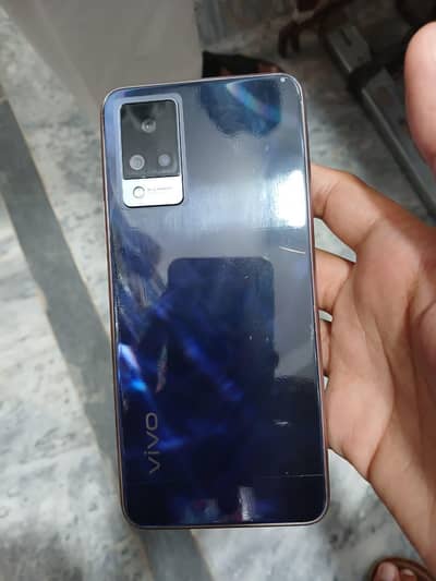 Vivo V21