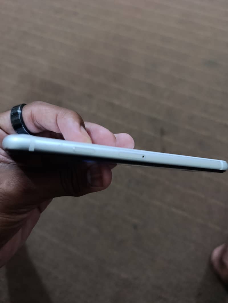 Apple iPhone SE2 2