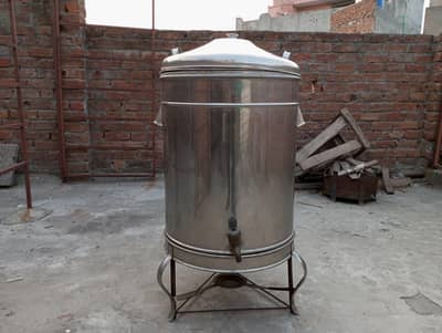 URGENT SALE STEEL HAMAM WATER TANK DRUM