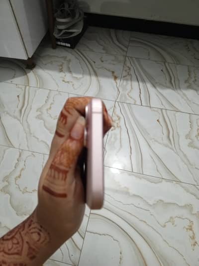 Apple iPhone 15 plus