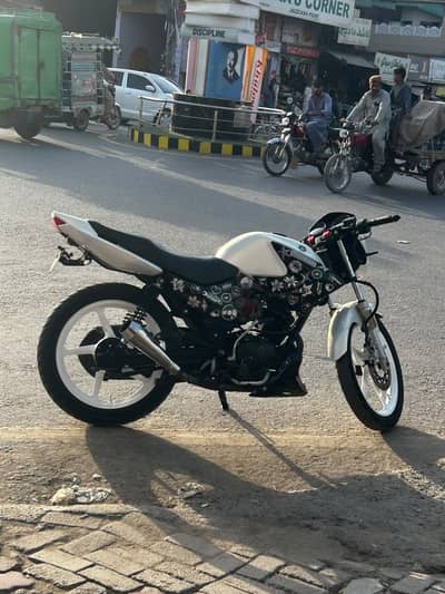 Yamaha ybr 125