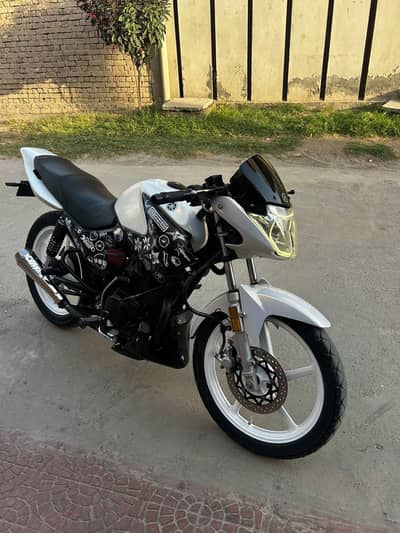 Yamaha ybr 125