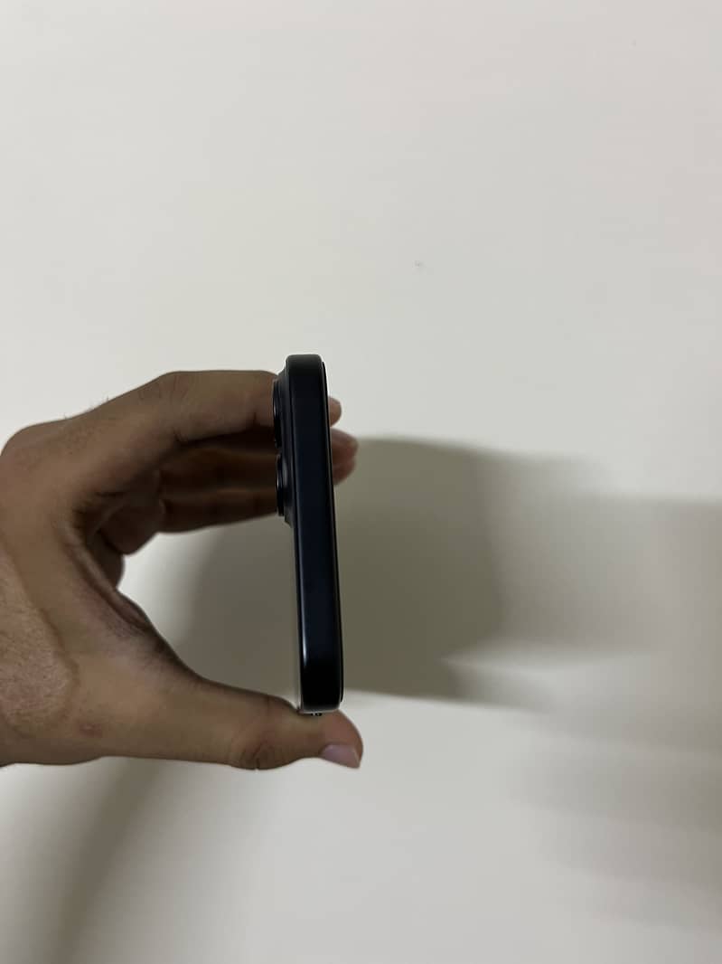 iPhone 15 plus 3