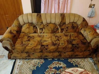 Comfortable & Modern Sofa – Best Choice