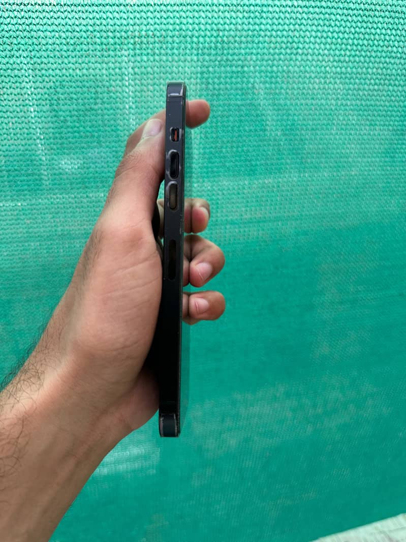 Apple iPhone 14 Pro Max 2