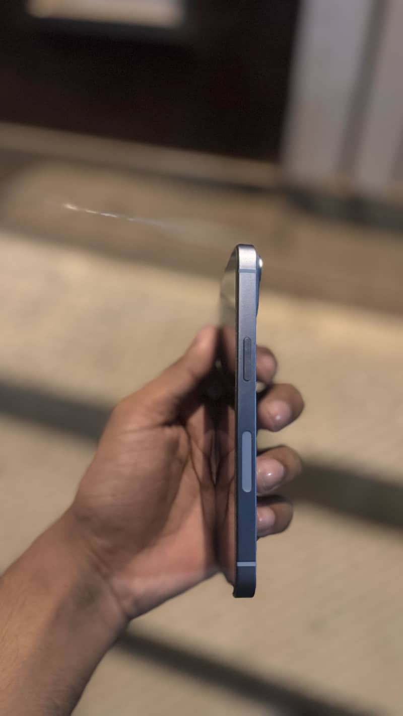 Apple iPhone 14 1