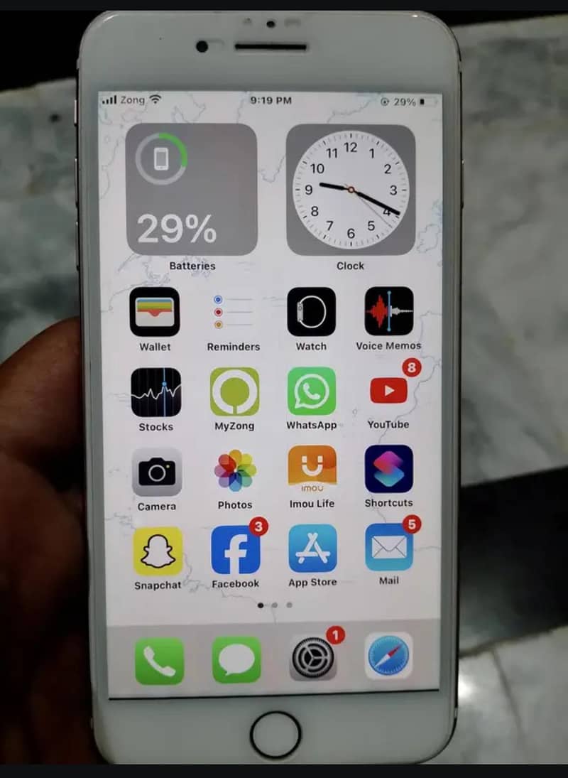 Apple iPhone 7 Plus 2