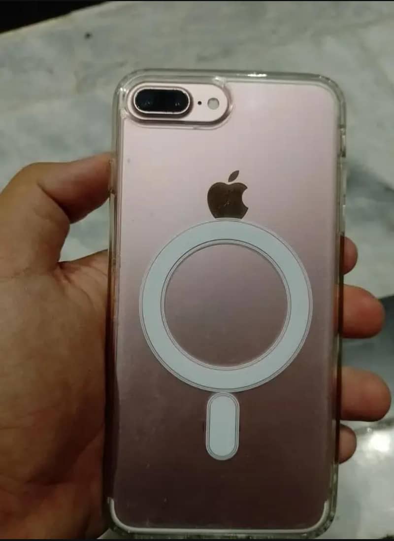 Apple iPhone 7 Plus 3