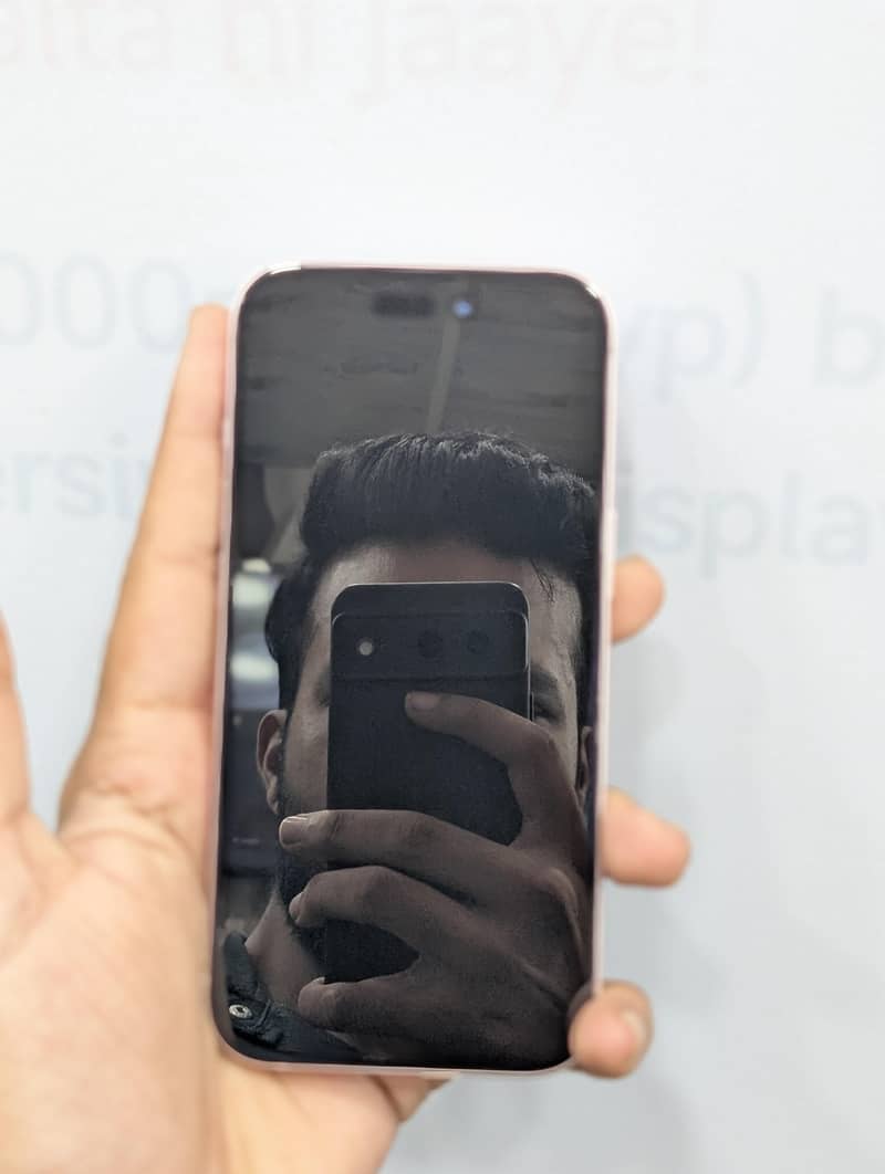 Apple iPhone 15 5