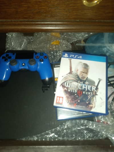 playstation 4 slim