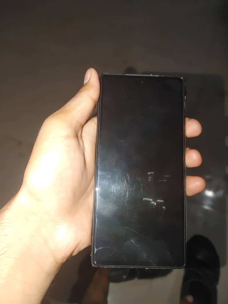 Google Pixel 6a 5
