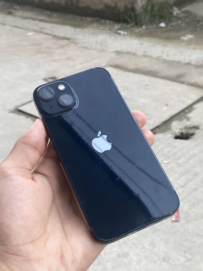 iPhone 13 1