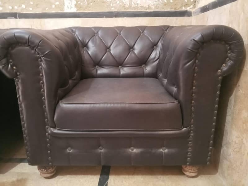 sell sofa 2