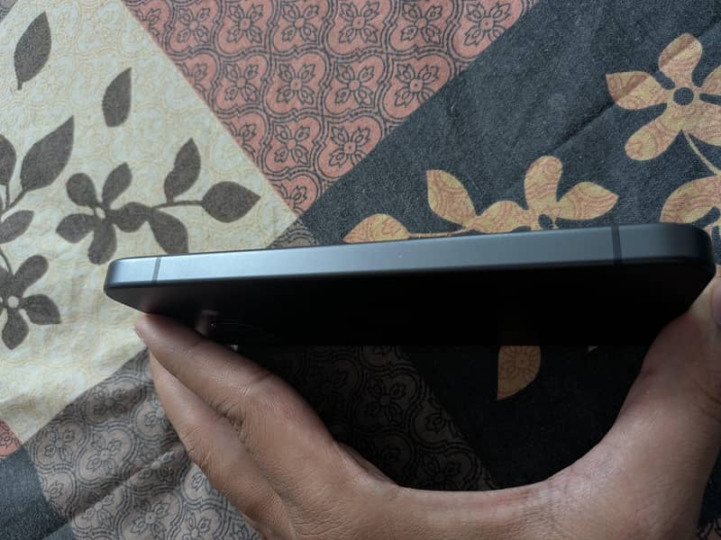 Google Pixel 9a 1