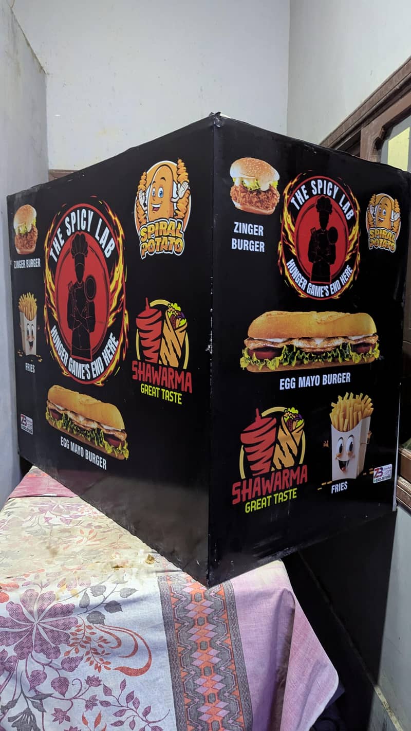 Shawarma Counter 17