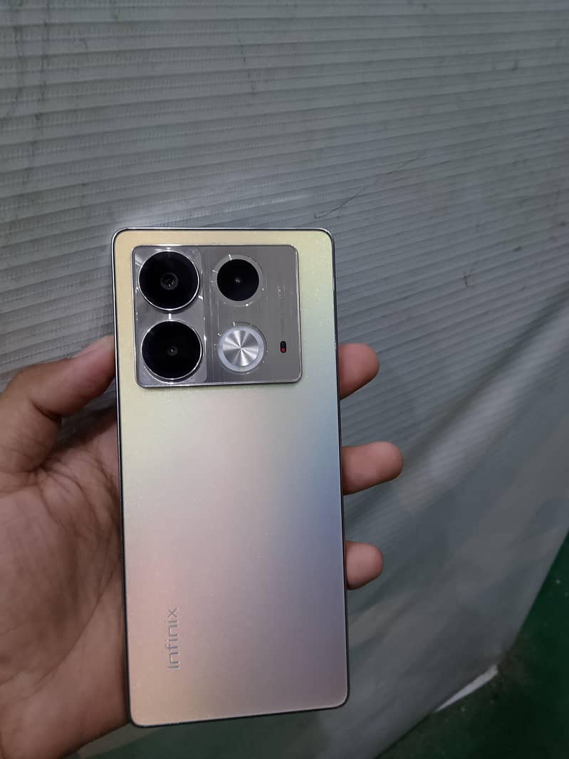 Infinix Note 40 3