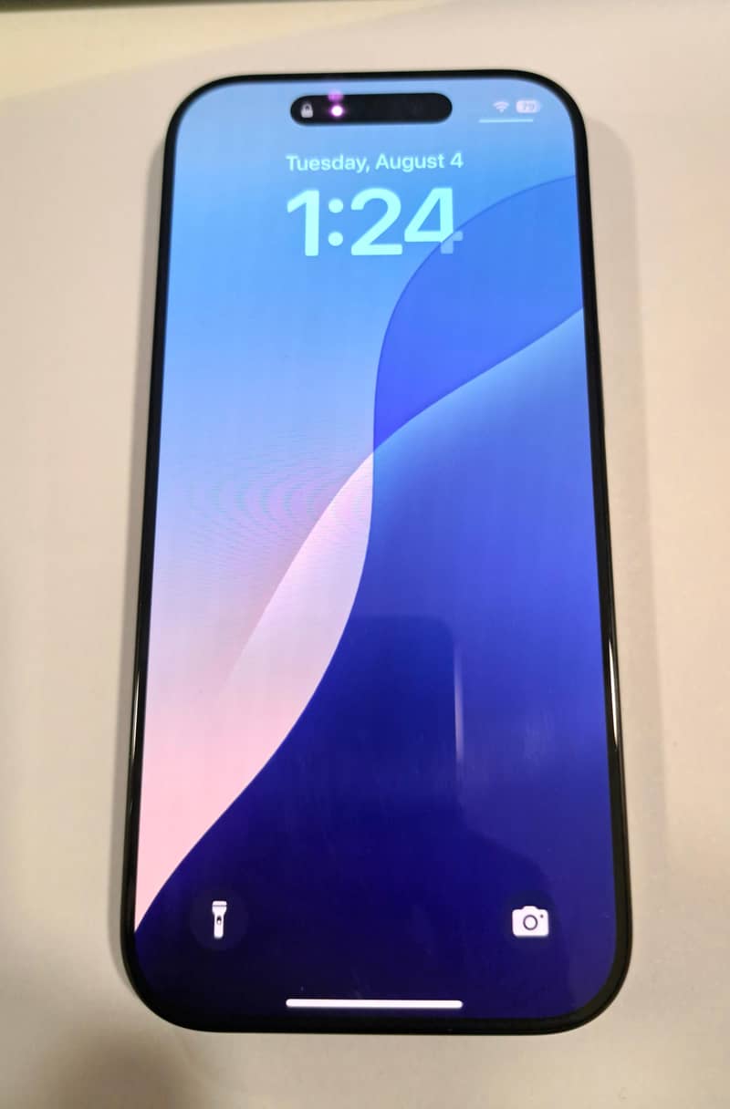 Apple iPhone 16 Pro 3